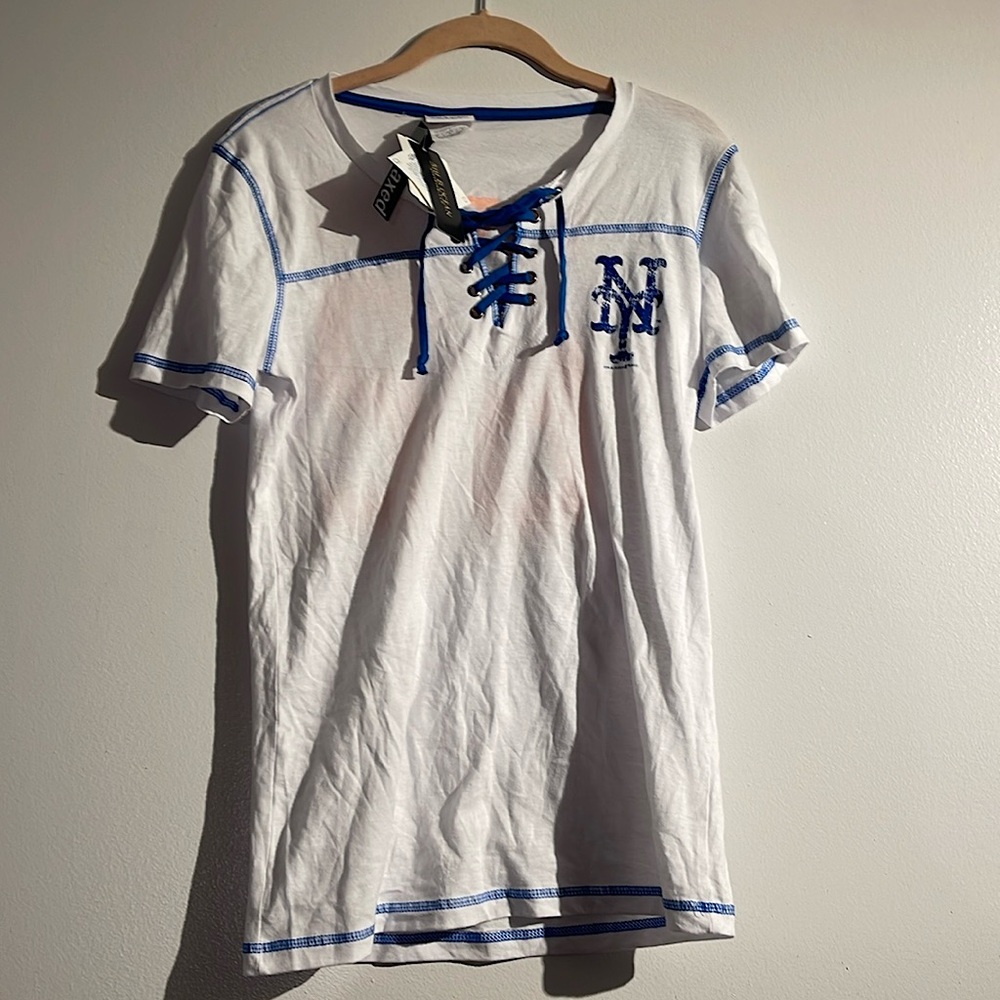 White Mets t-shirt